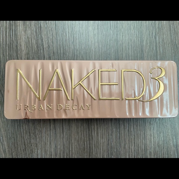 NEW! Naked 3 eyeshadow - Picture 2 of 3